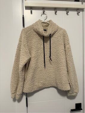 Cozy Cream Sherpa Pullover with Black Drawstrings